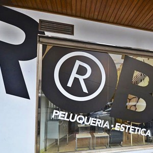 Diseño y Rotulación de fachadas - Curva Rotulación Integral Pamplona
